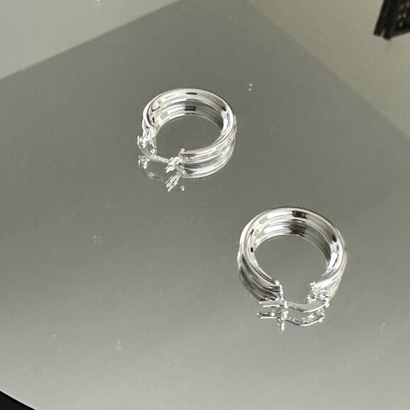 Sterling Silver 925 Hoop Earrings With Secure Clasp Crafted Solid 3.6mm - Picture 6 of 9